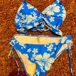 Blue and white Hibiscus flower halter swimsuit set